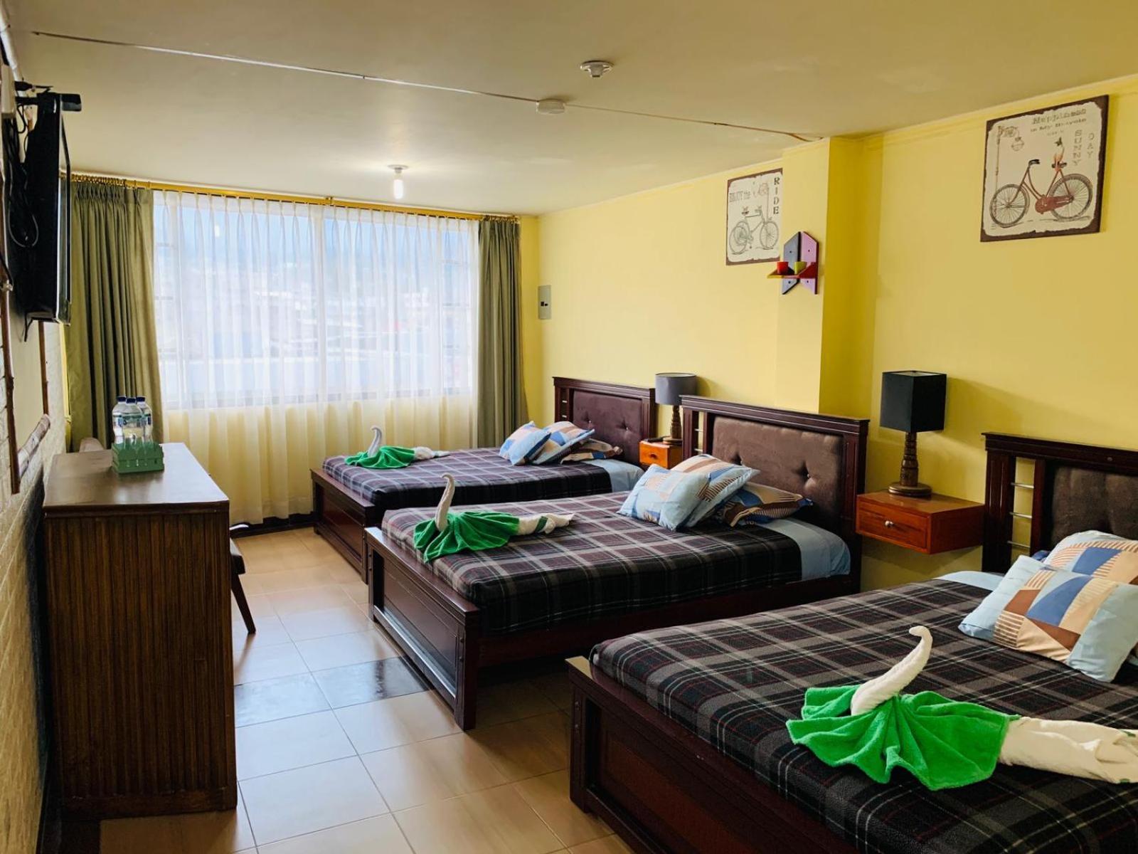 Hotel Dos Hemisferios à Quito Extérieur photo