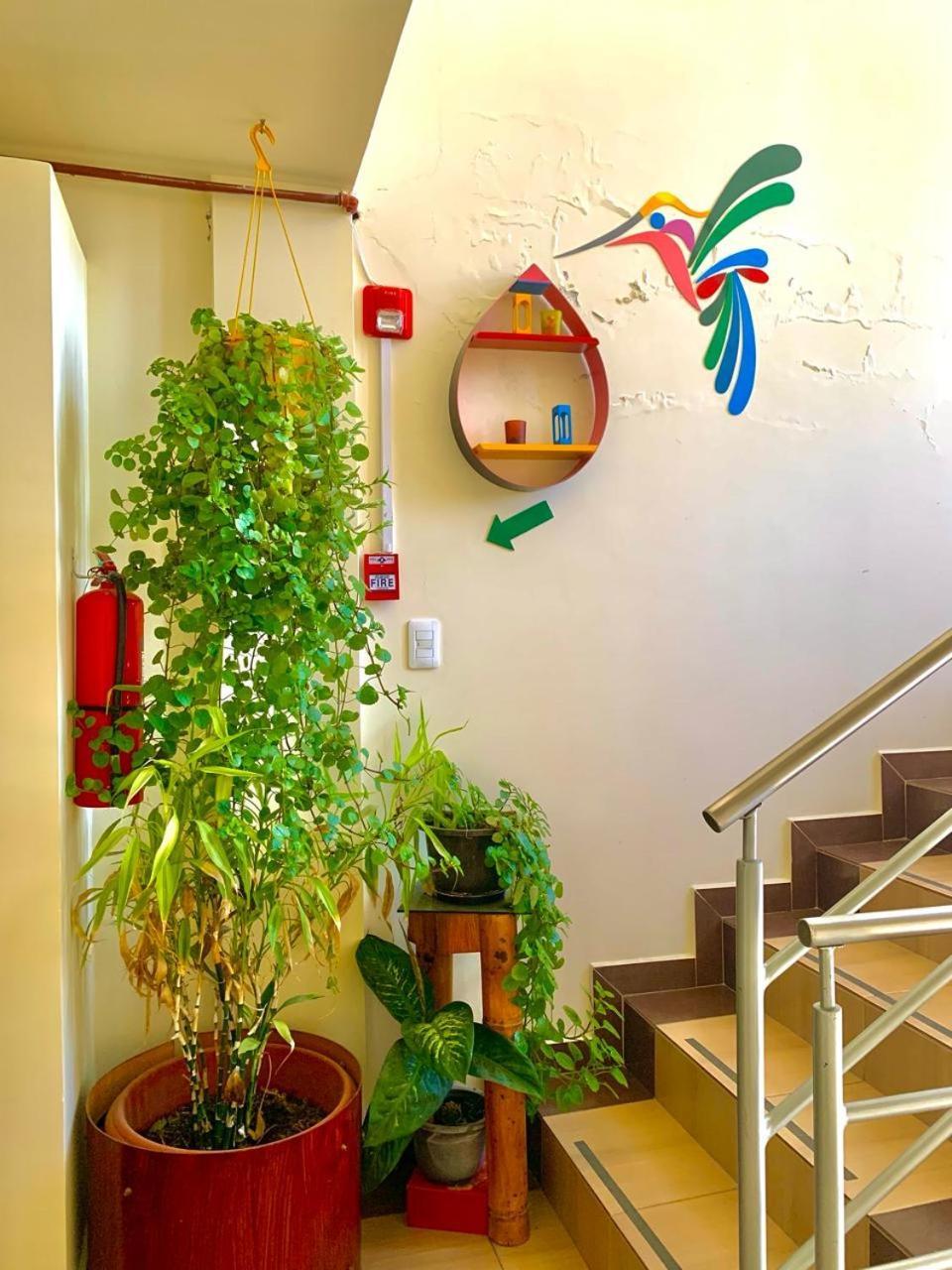 Hotel Dos Hemisferios à Quito Extérieur photo